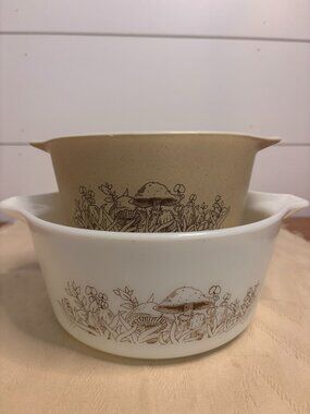 VTG Pyrex Forest Fancies Cinderella Mixing Dishes Set of 2